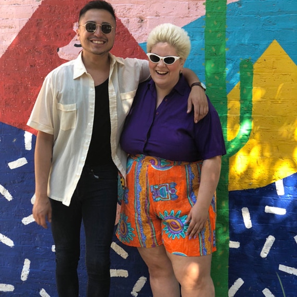 Vintage 1980's High-Waisted Elastic Waist Shorts - Picture 3 of 5